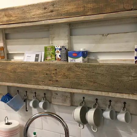 Alojamento de Acomodação e Pequeno-almoço L'angoletto Carini
